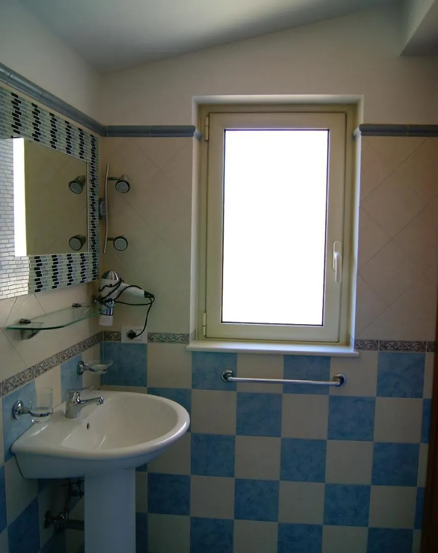 Bed & Breakfast Oleaster - Rooms & Apartments Bolognetta