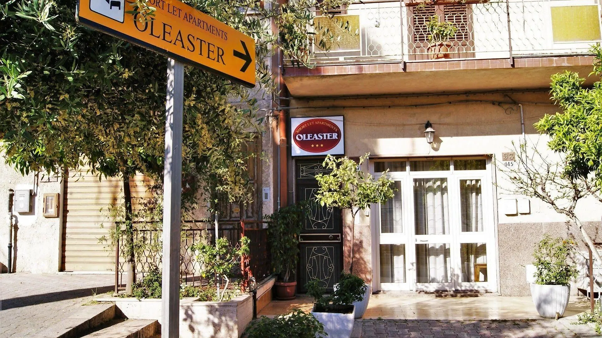 Oleaster - Rooms & Apartments Bolognetta 3*,